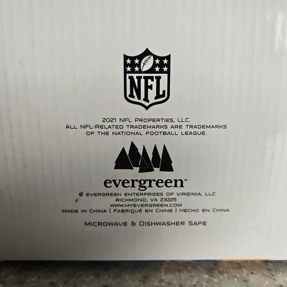 Classy Fan Mug Set - White and Blue - Picture 3 of 4